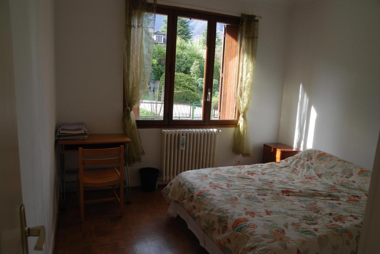 Spacious Home At The Heart Of Saint Ismier Екстериор снимка