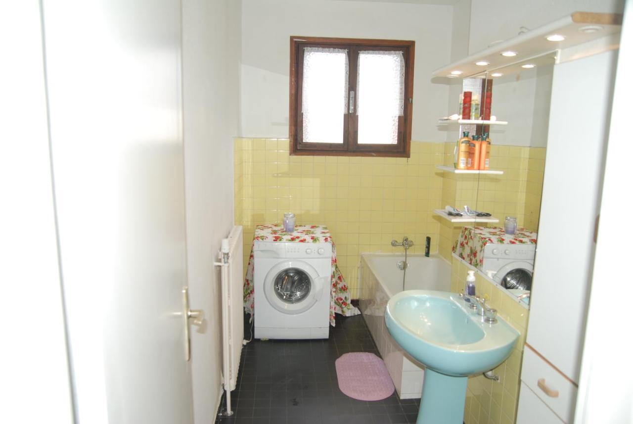 Spacious Home At The Heart Of Saint Ismier Екстериор снимка